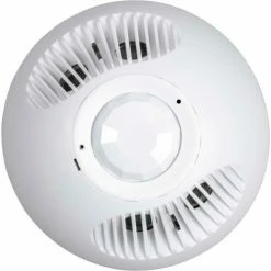 Hubbell Control Solutions Hubbell OMNI PIR/Ultrasonic Low Voltage Ceiling Sensor with 2000 Sq Ft Range and Relay & Photocell
