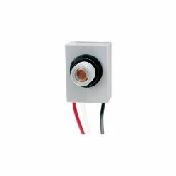 Intermatic K4021C 1800 Watt "T" Fixed Postion Mounting Photo Control, 120V, 50/60 Hz.